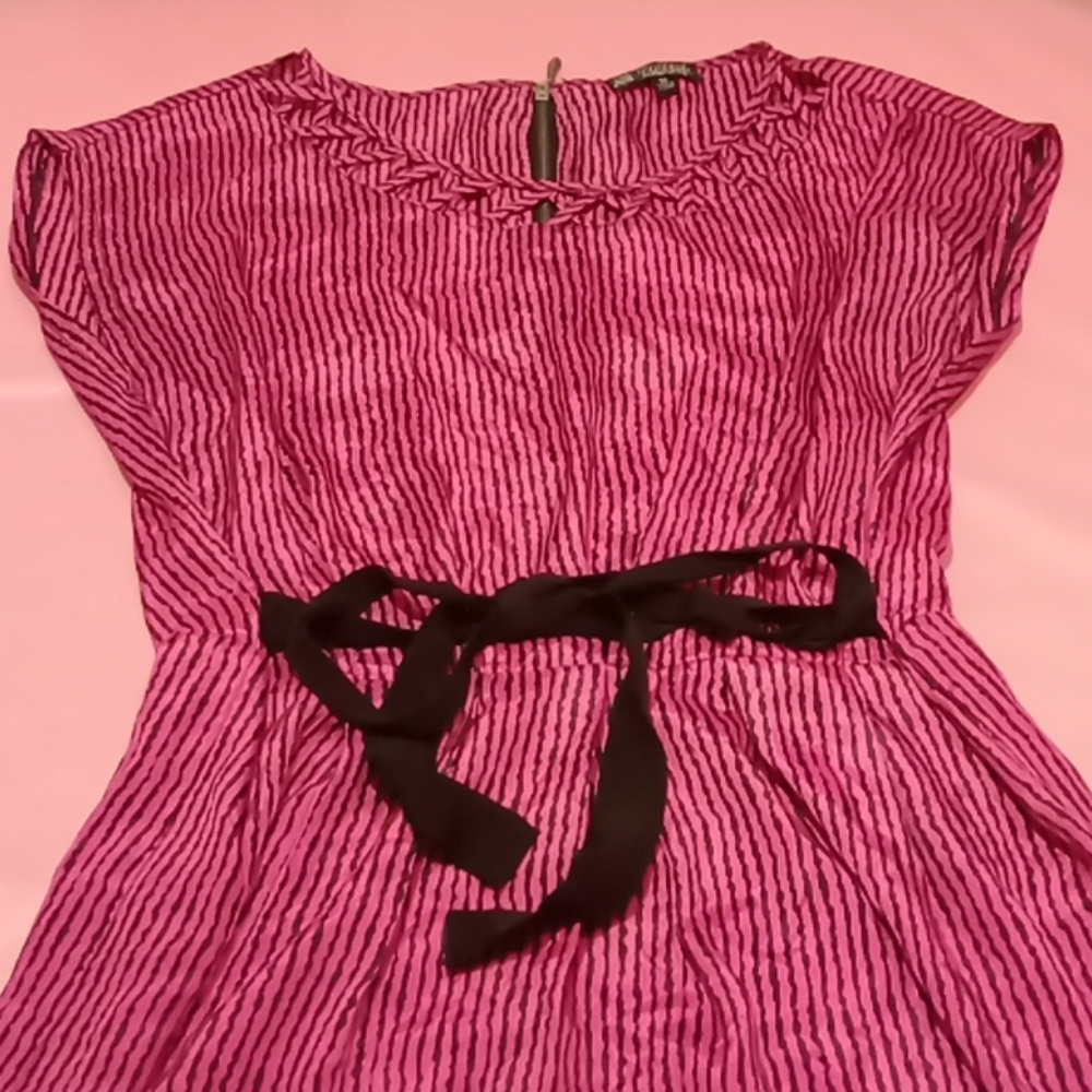 Beautiful 👗 DRESS - Picture 10 of 12
